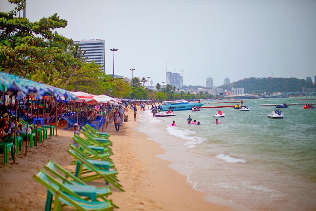 Base * Pattaya